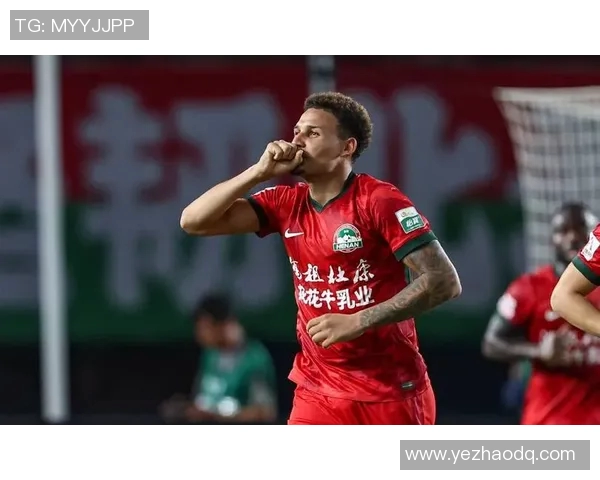 延边队与天津亿利的激烈对决展现中超球队的拼搏精神与战术较量 延边队与天津亿利的激烈对决展现中超球队的拼搏精神与战术较量